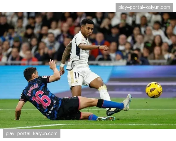 赛前报道:为纪念俱乐部百年,塞尔塔本轮将穿着特别版球衣出战